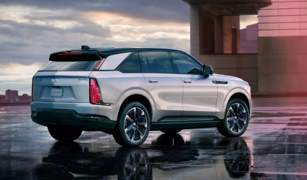 Cadillac Escalade IQ เทคโนโลยีและระบบการขับขี่