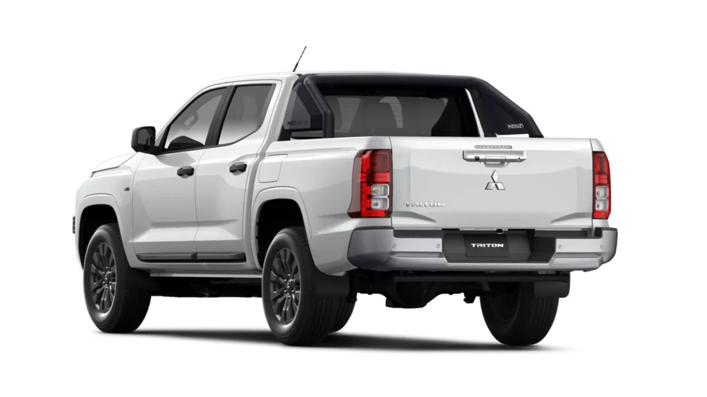 Mitsubishi Triton GLX-R คุ้มค่าด้วยระบบขับเคลื่อน 4 ล้อและฟีเจอร์ครบครัน