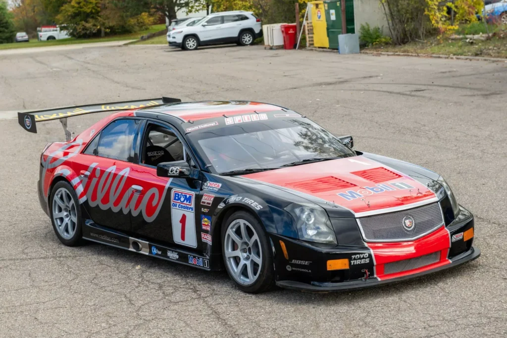 Cadillac CTS-V เป็นรถที่สร้างขึ้นเพื่อตอบโจทย์ผู้ที่ชื่นชอบความเร็ว