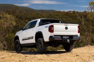 Volkswagen Amarok 10 Deserts Edition ท้ายรถ