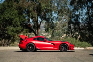 Dodge Viper ACR Extreme ด้านข้างตัวรถ