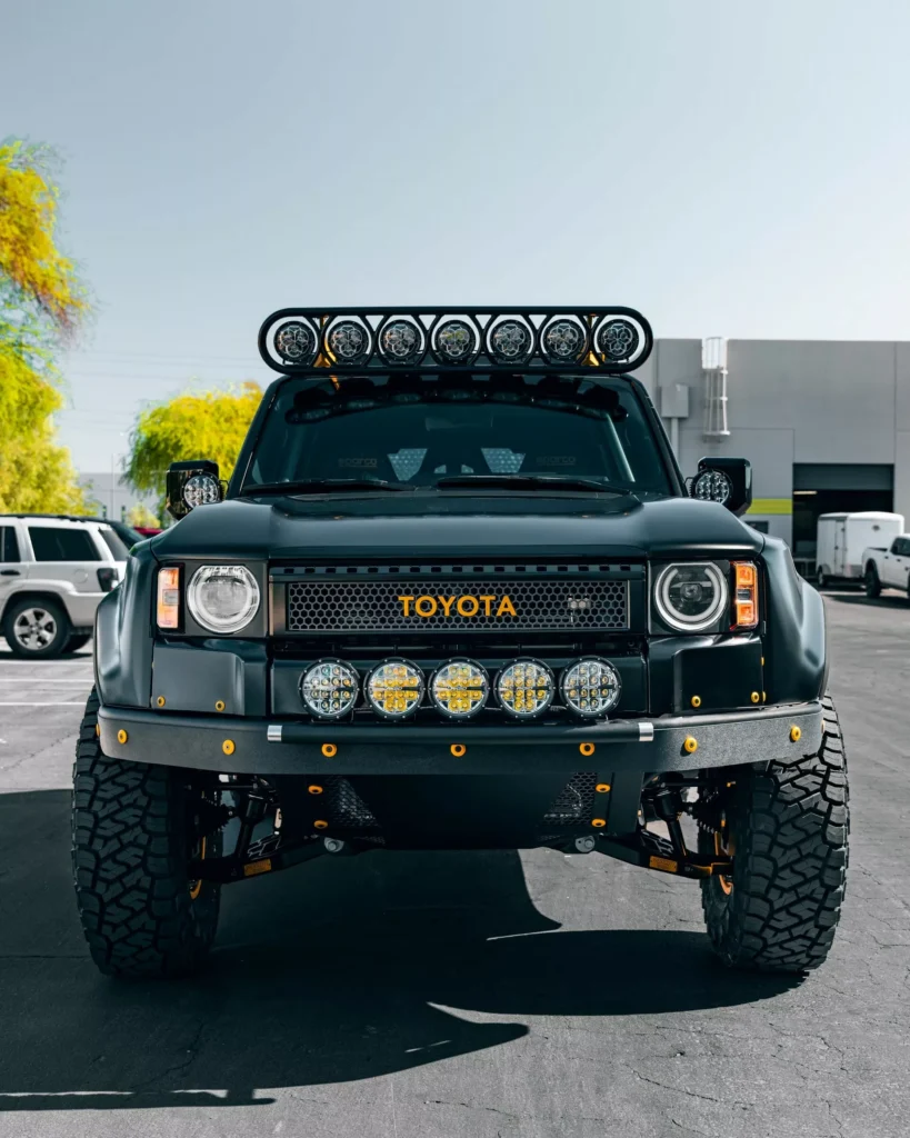 Toyota Land Cruiser ฟีเจอร์ที่เพิ่มประสิทธิภาพการขับขี่