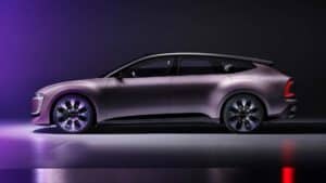 Audi E concept ด้านข้างรถ