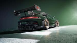 Porsche 911 GT3 RS Manthey Racing ด้านท้ายของตัวรถ